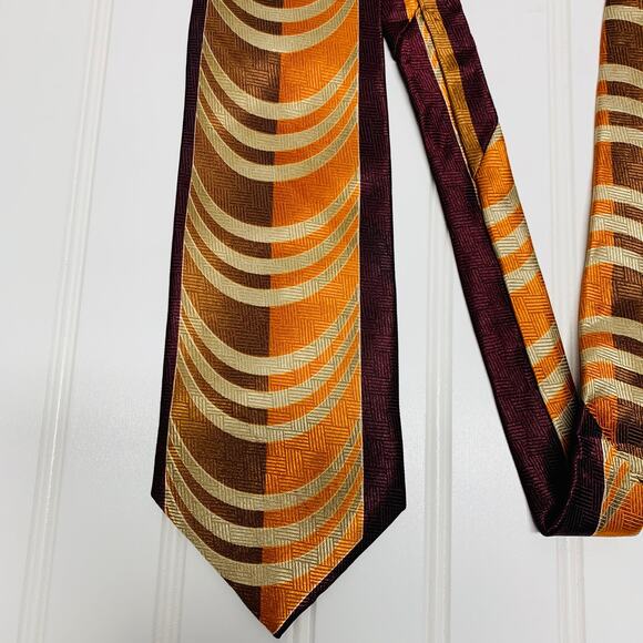 Vintage Necktie  Tie Wide 70s Brown Orange Geometric Design - Picture 4 of 6